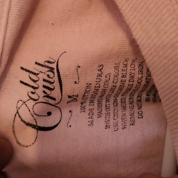 Lips Pink Crop Top - Picture 4 of 4